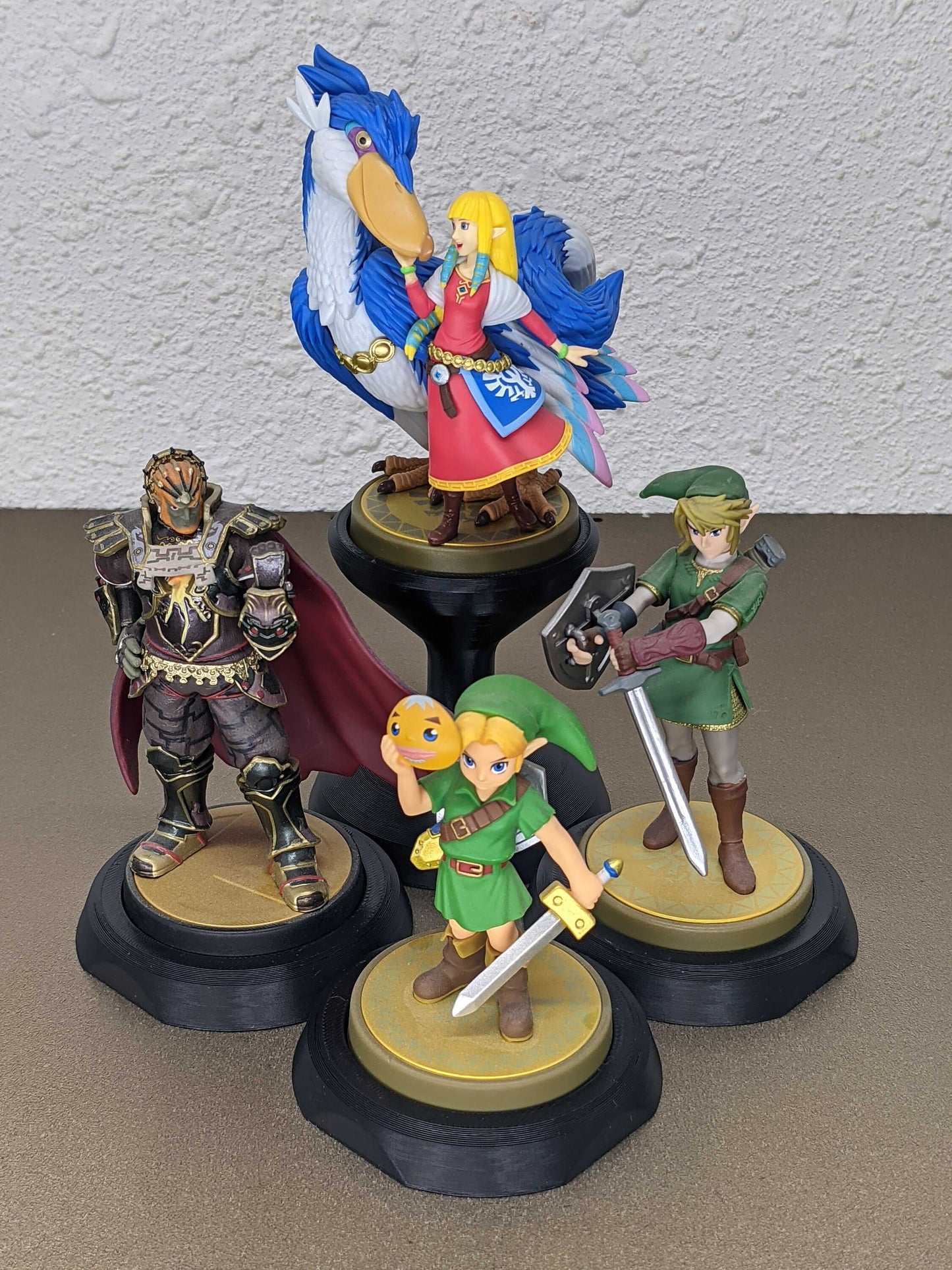 Nintendo Amiibo Display Stands - Modular and Customizable